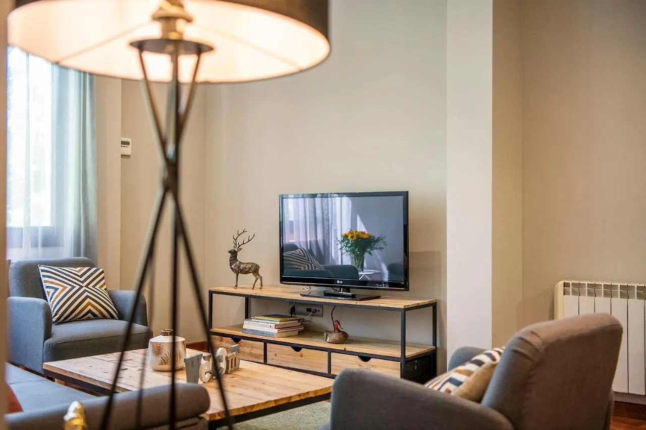 Apartment Up Rooms Banyoles Spain