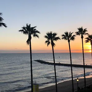 https://beachfront-apartment-marbella.es-andalucia.com