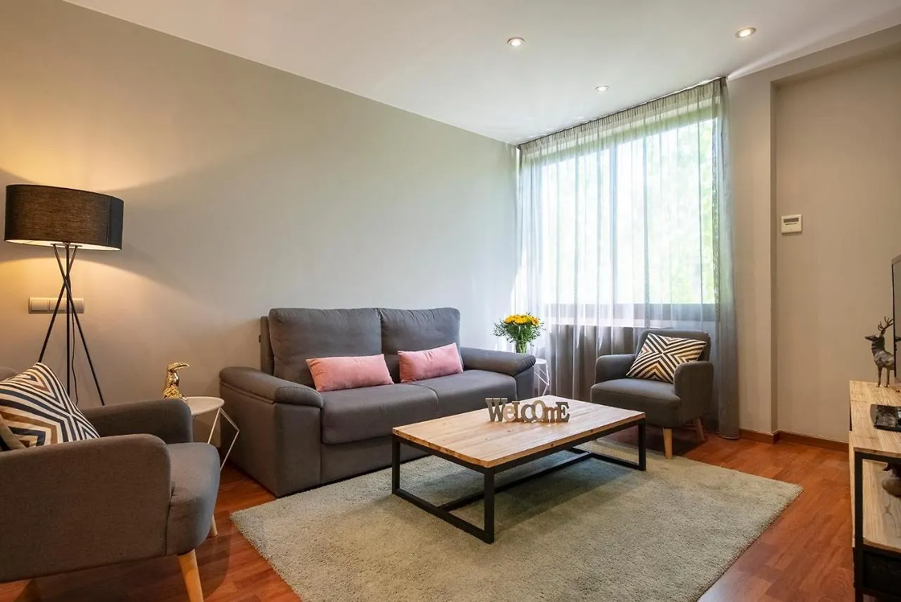 Up Rooms Banyoles