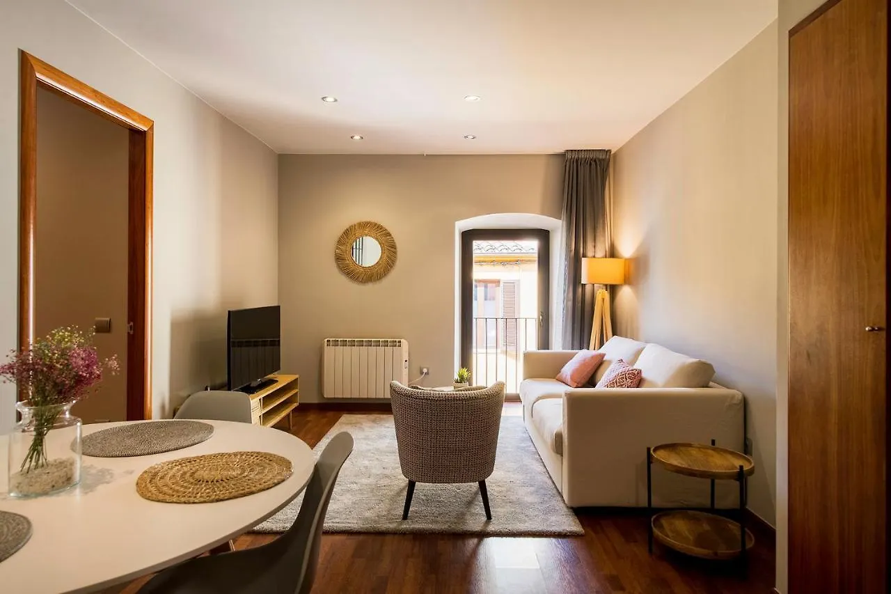 Apartment Up Rooms Banyoles Spain