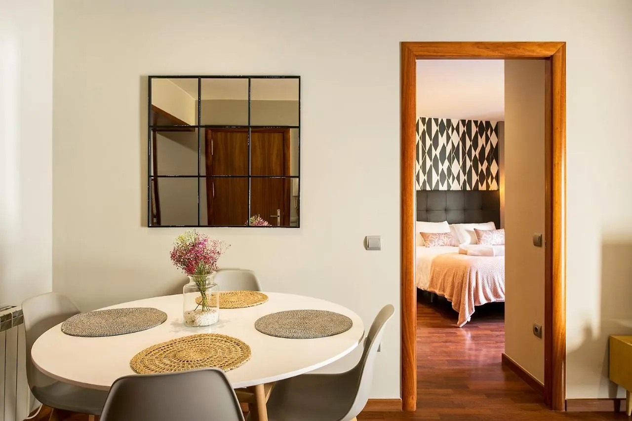 Up Rooms Banyoles Spain